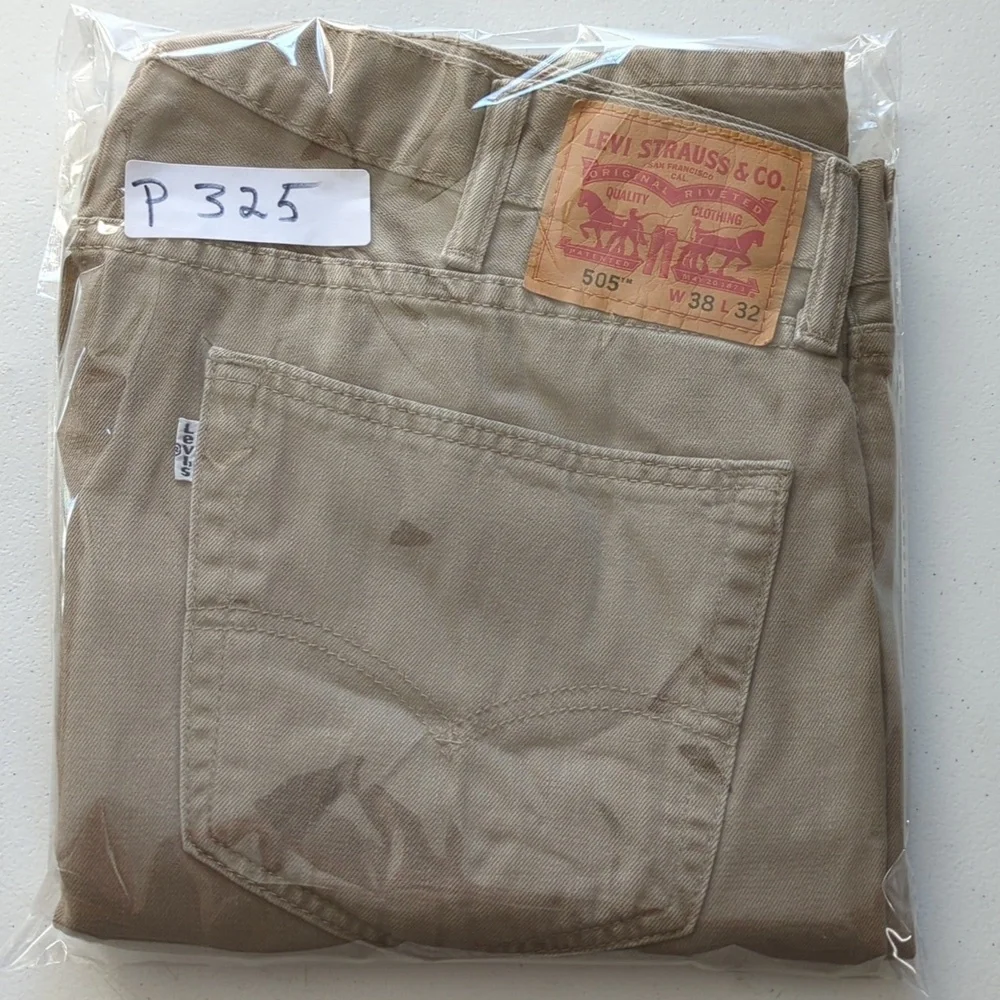 Levi's 505 Beige Pants/Jeans 38 X 32 WHITE TAG !!! BEAUTIFUL....